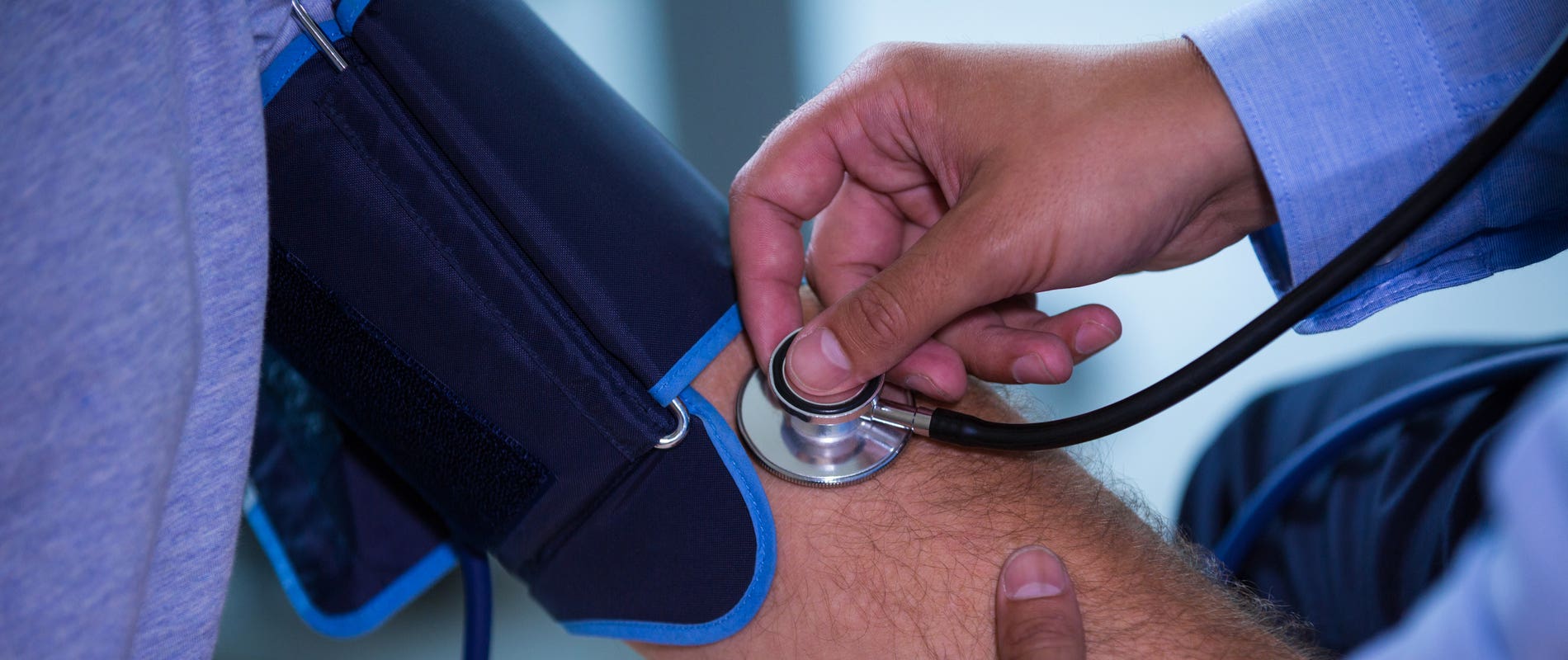 Sintomas: o que a pressão alta costuma causar